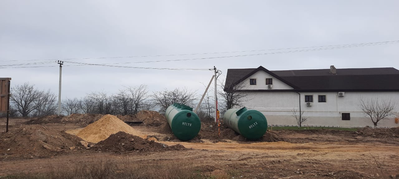 https://emkosti-kryma.ru/wp-content/uploads/2021/06/ustanovka-livnevyh-ochistnyh-sooruzhenij-v-edinom-korpuse-kerch-6.jpeg